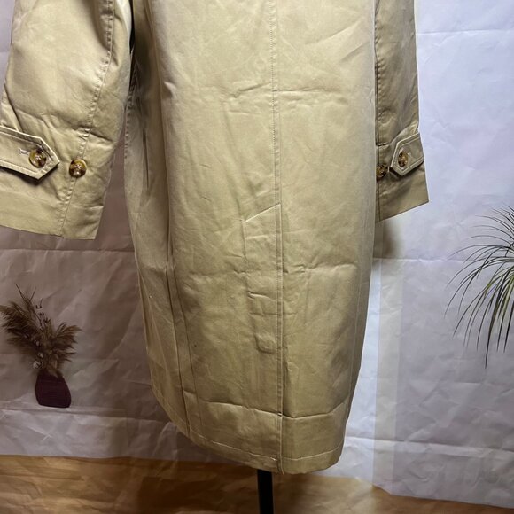 Burberry Yellow Gabardine Camden Car Coat - Picture 12 of 16